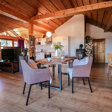 Beim Wartner Chalets Und Fewo Suiten Teisnach
